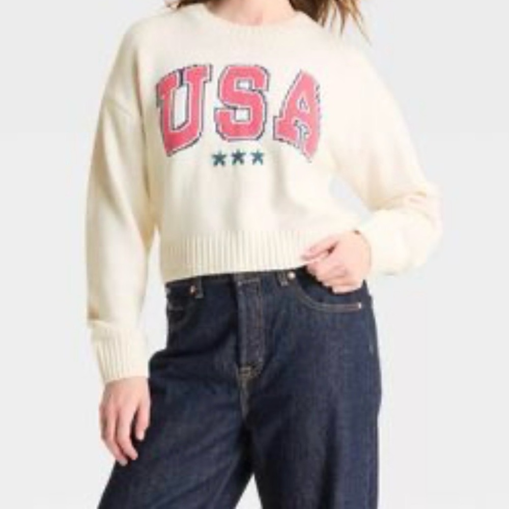NEW Sweater Grayson Threads USA Size XS Beige Color 
Long Sleeves.